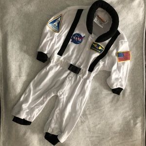 Costumes - Baby Astronaut Costume (6-12mo) π π π Costumes - Baby Astronaut Costume (6-12mo) π π π